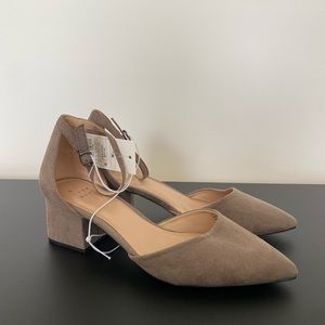A New Day taupe closed toe block heel shoe